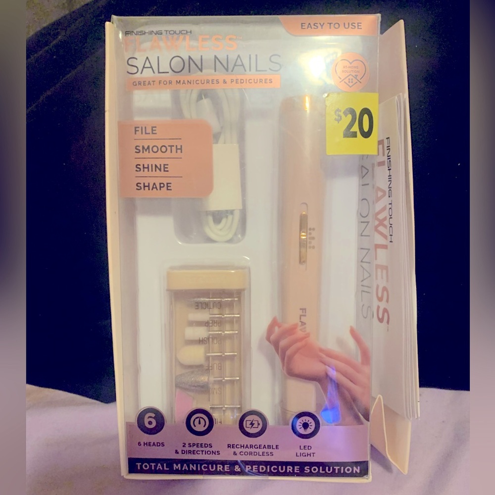 FLAWLESSS Gold Premium Cell Phone Accessory Set